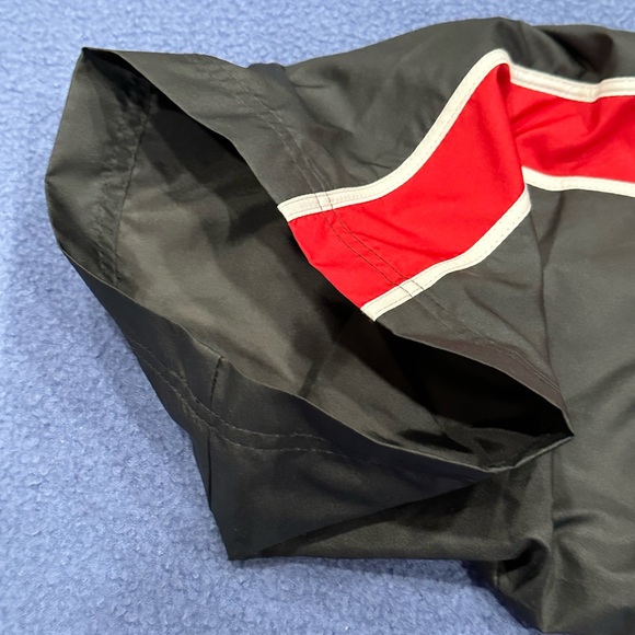 Nike Boys sweats size large, polyester, side pockets, open leg (non-elastic) - Picture 9 of 12